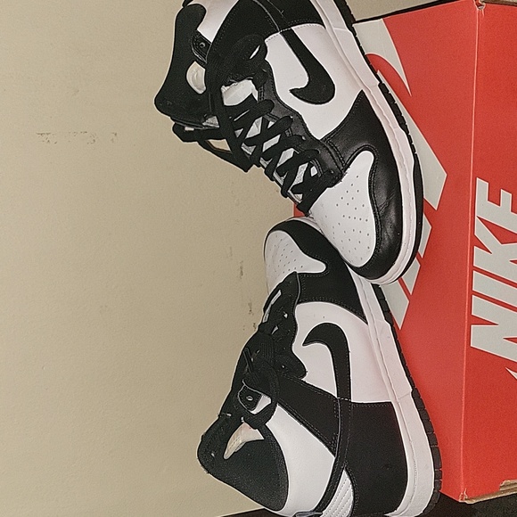 Women's nike - Picture 3 of 3